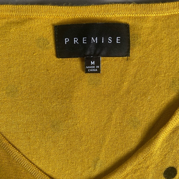 Black and yellow polka dots sweater - Picture 4 of 4